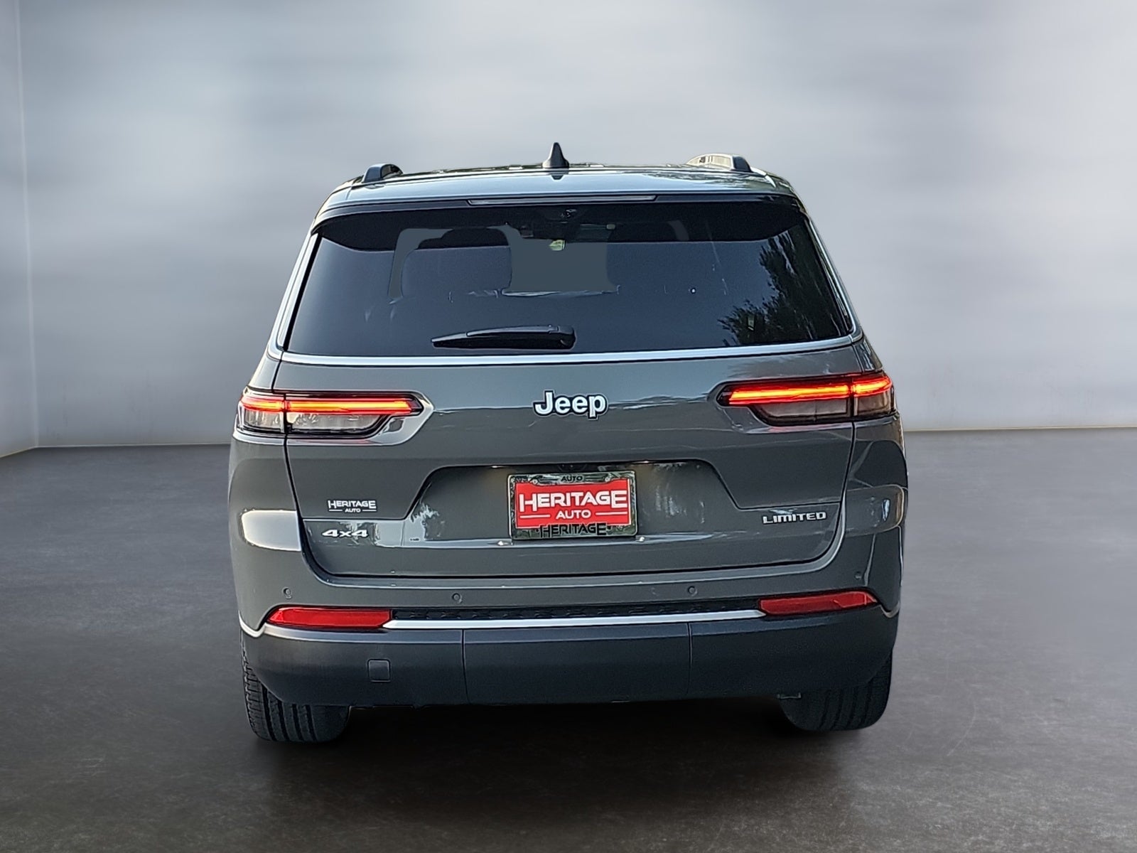2027 Jeep Grand Cherokee GRAND CHEROKEE L LIMITED 4X4