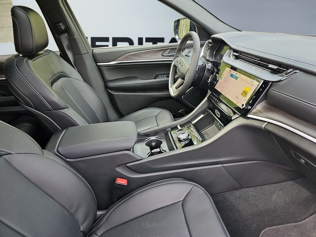 2026 Jeep Grand Cherokee GRAND CHEROKEE L LIMITED RESERVE 4X4