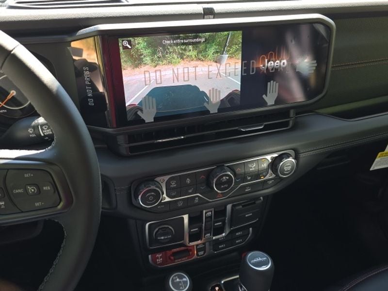 2025 Jeep Gladiator GLADIATOR RUBICON 4X4