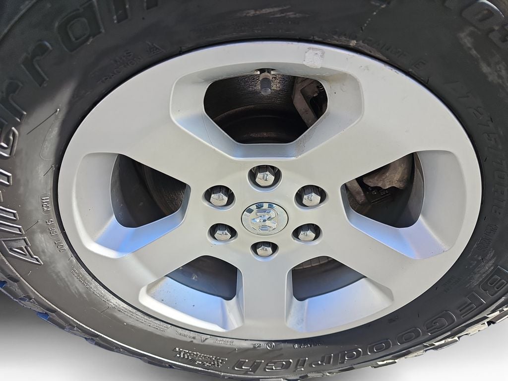 2019 RAM 1500 Tradesman Crew Cab 4x4 5'7' Box