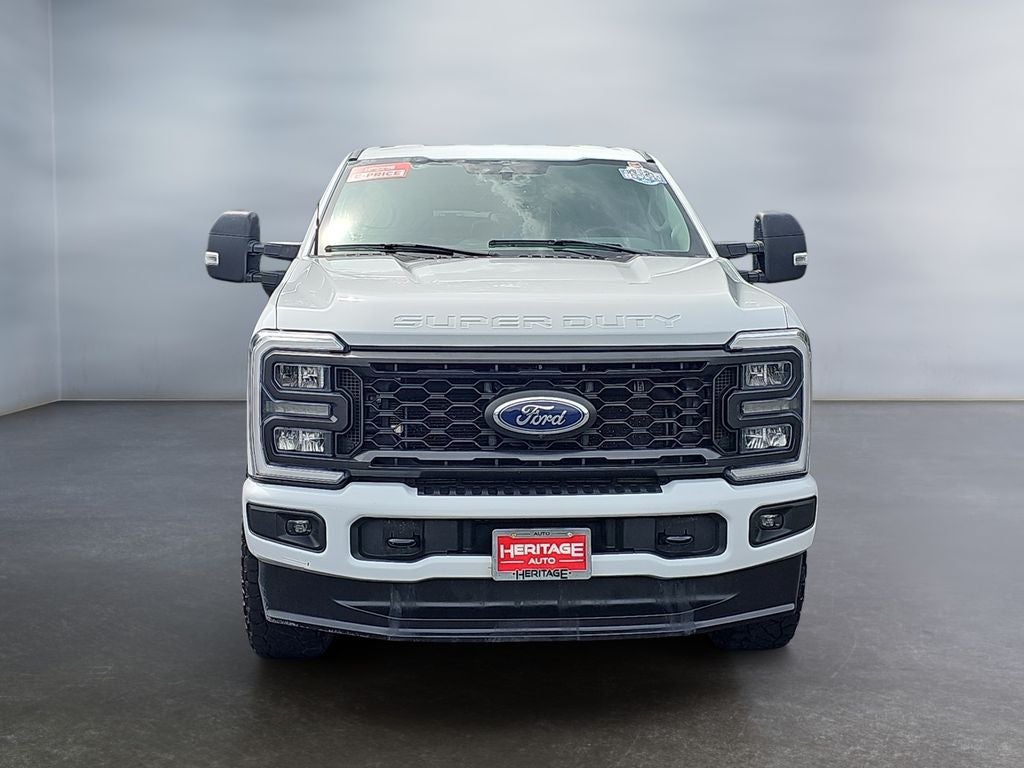 2023 Ford F-350 XLT