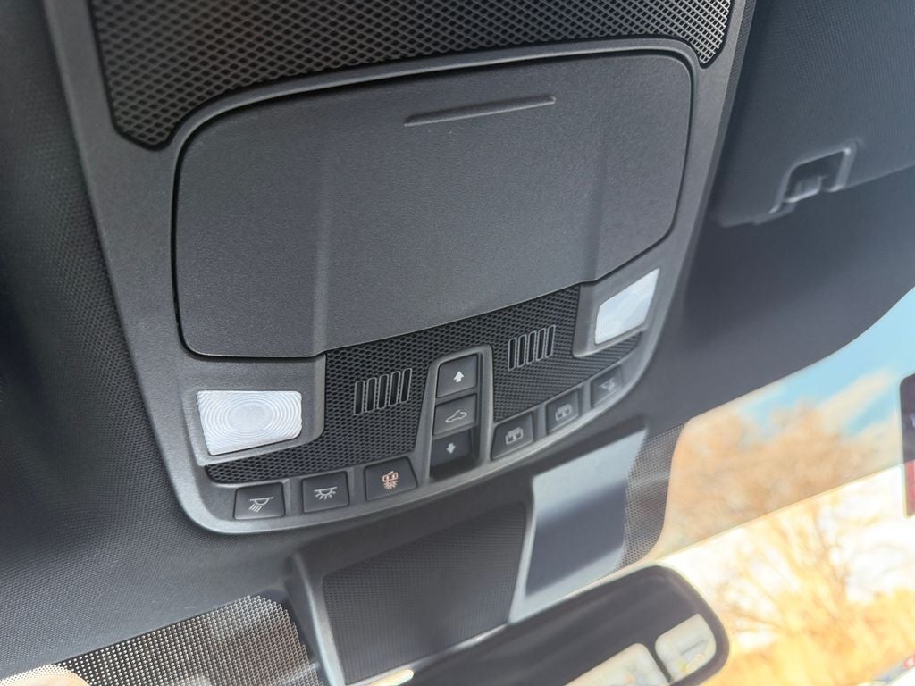 2022 Ford F-350 Platinum