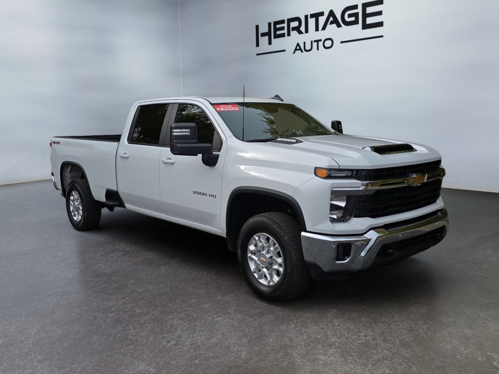 2025 Chevrolet Silverado 3500HD 4WD Crew Cab Long Bed LT