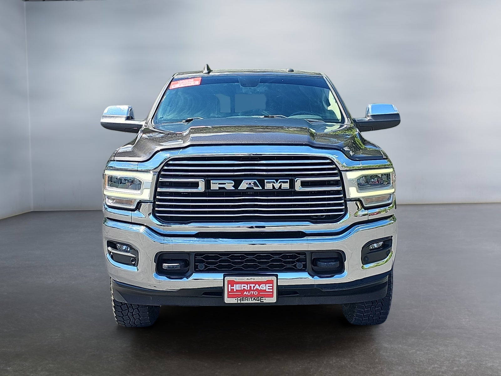 2021 RAM 3500 Laramie Crew Cab 4x4 8' Box