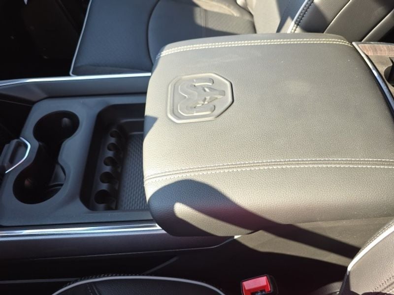 2026 RAM Ram 3500 RAM 3500 LARAMIE CREW CAB 4X4 8' BOX