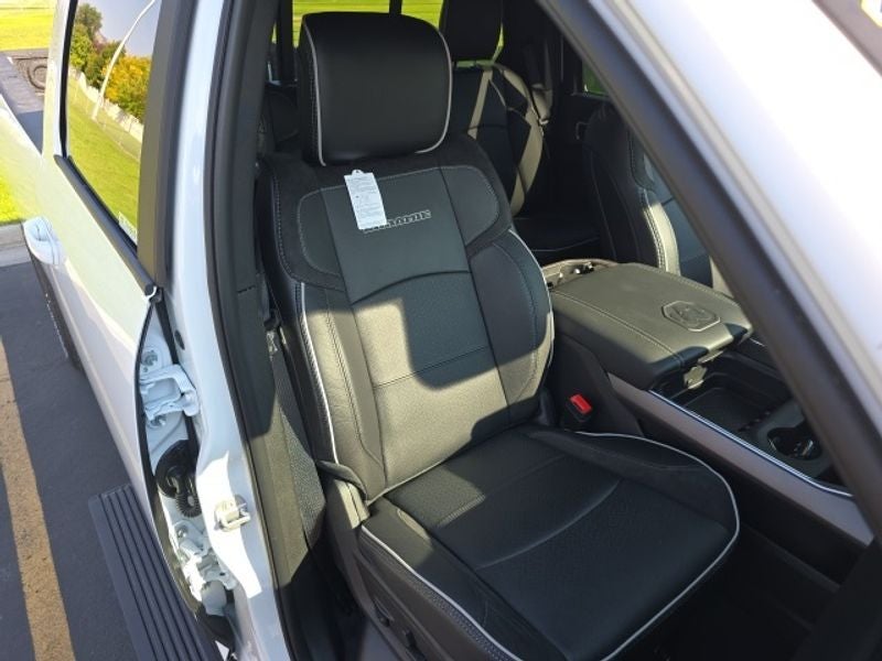 2026 RAM Ram 3500 RAM 3500 LARAMIE CREW CAB 4X4 8' BOX