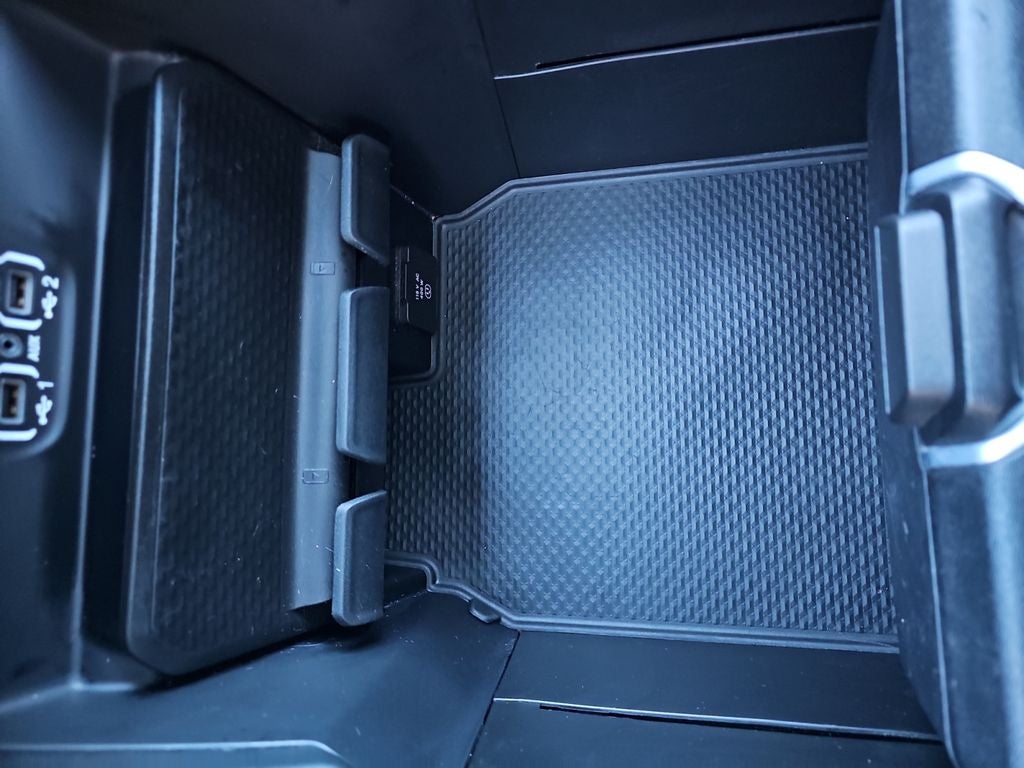 2024 RAM 3500 Laramie Crew Cab 4x4 8' Box