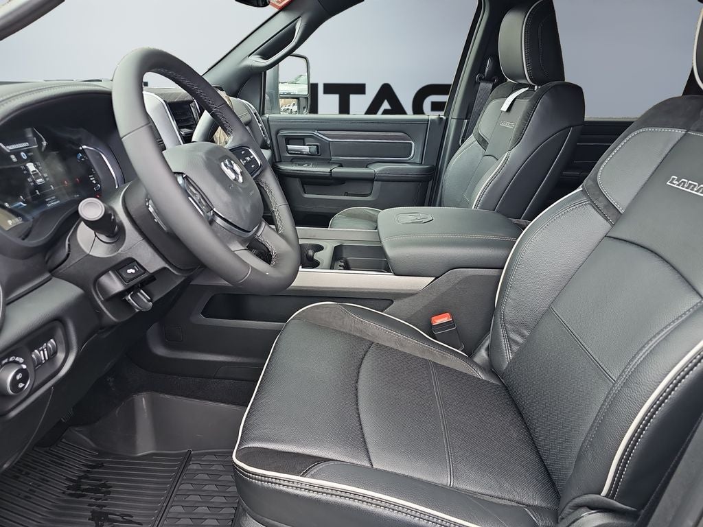 2026 RAM Ram 3500 RAM 3500 LARAMIE CREW CAB 4X4 8' BOX