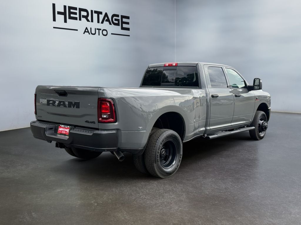 2026 RAM Ram 3500 RAM 3500 TRADESMAN CREW CAB 4X4 8' BOX