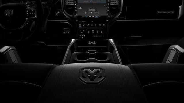 2026 RAM 3500 RAM 3500 LARAMIE CREW CAB 4X4 8' BOX
