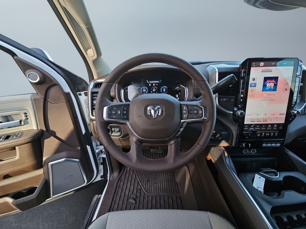 2025 RAM 3500 Laramie Crew Cab 4x4 8' Box