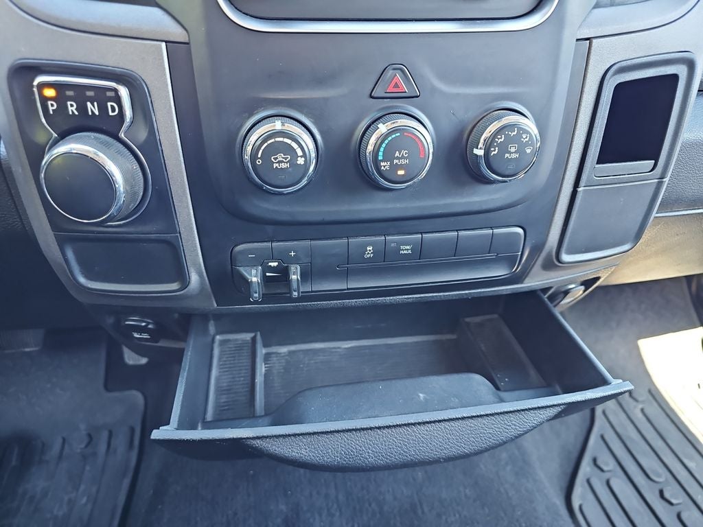 2018 RAM 1500 Tradesman Regular Cab 4x2 8' Box