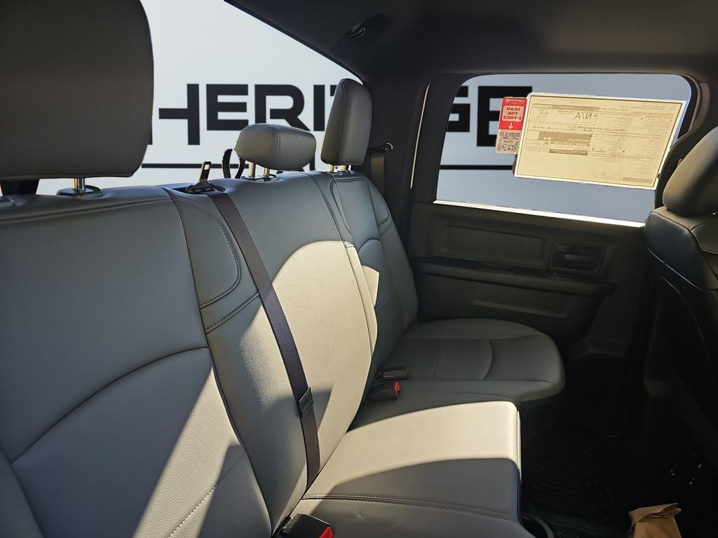 2026 RAM Ram 3500 Chassis Cab RAM 3500 TRADESMAN CREW CAB CHASSIS 4X4 60' CA