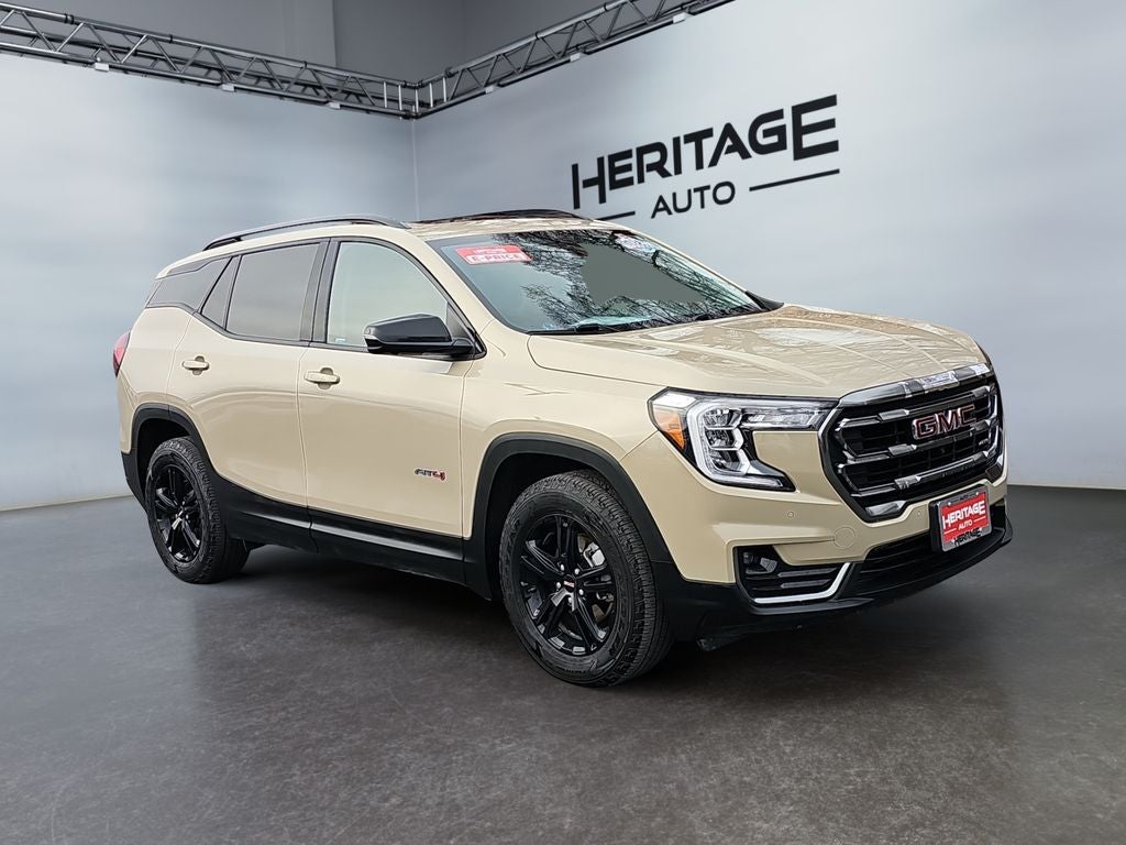 2023 GMC Terrain AWD AT4
