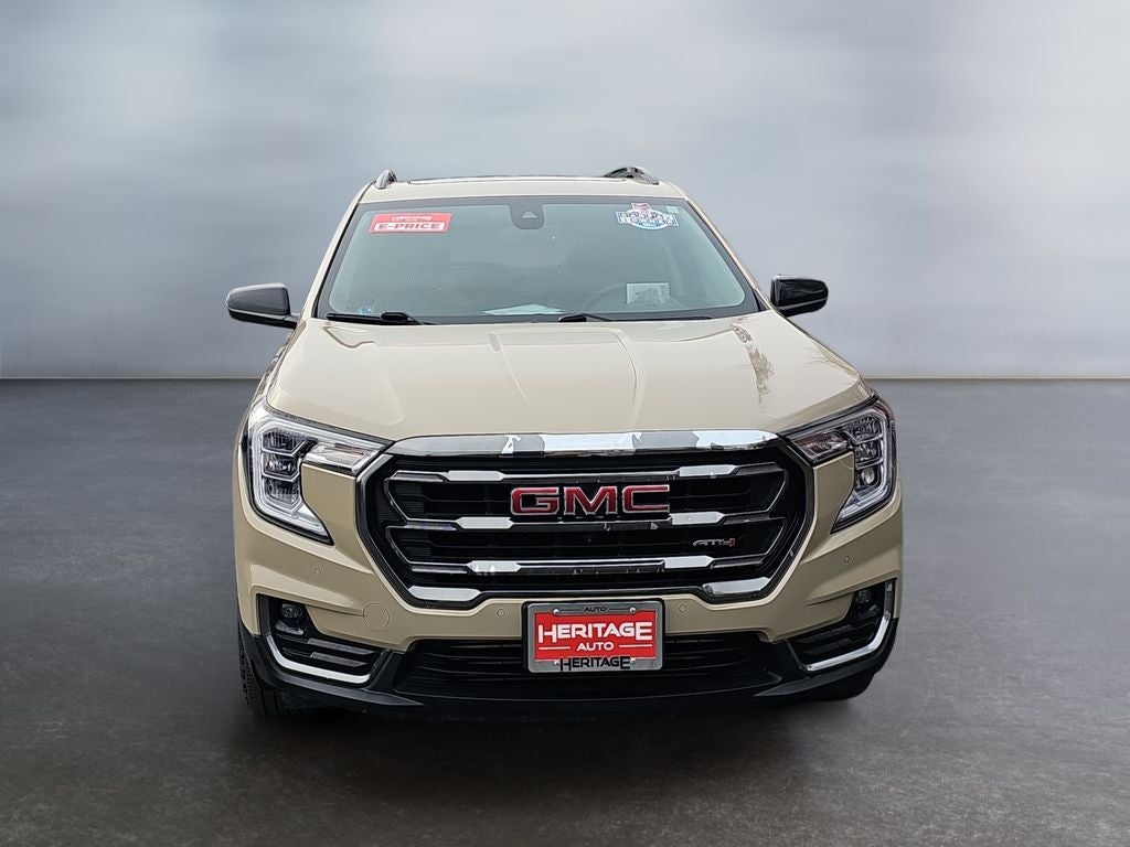 2023 GMC Terrain AWD AT4