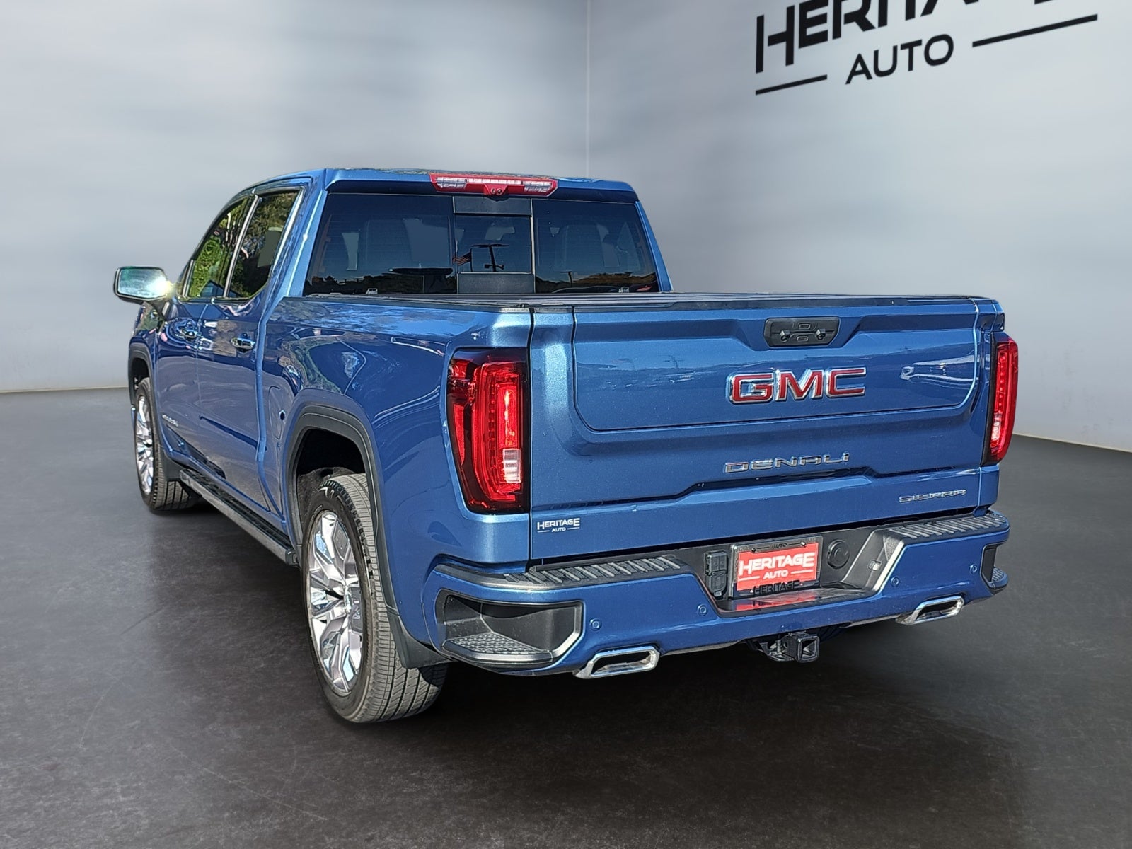 2024 GMC Sierra 4WD Crew Cab Short Box Denali