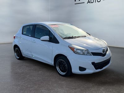 2012 Toyota Yaris L