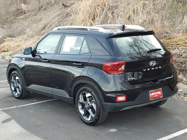 2021 Hyundai Venue SEL