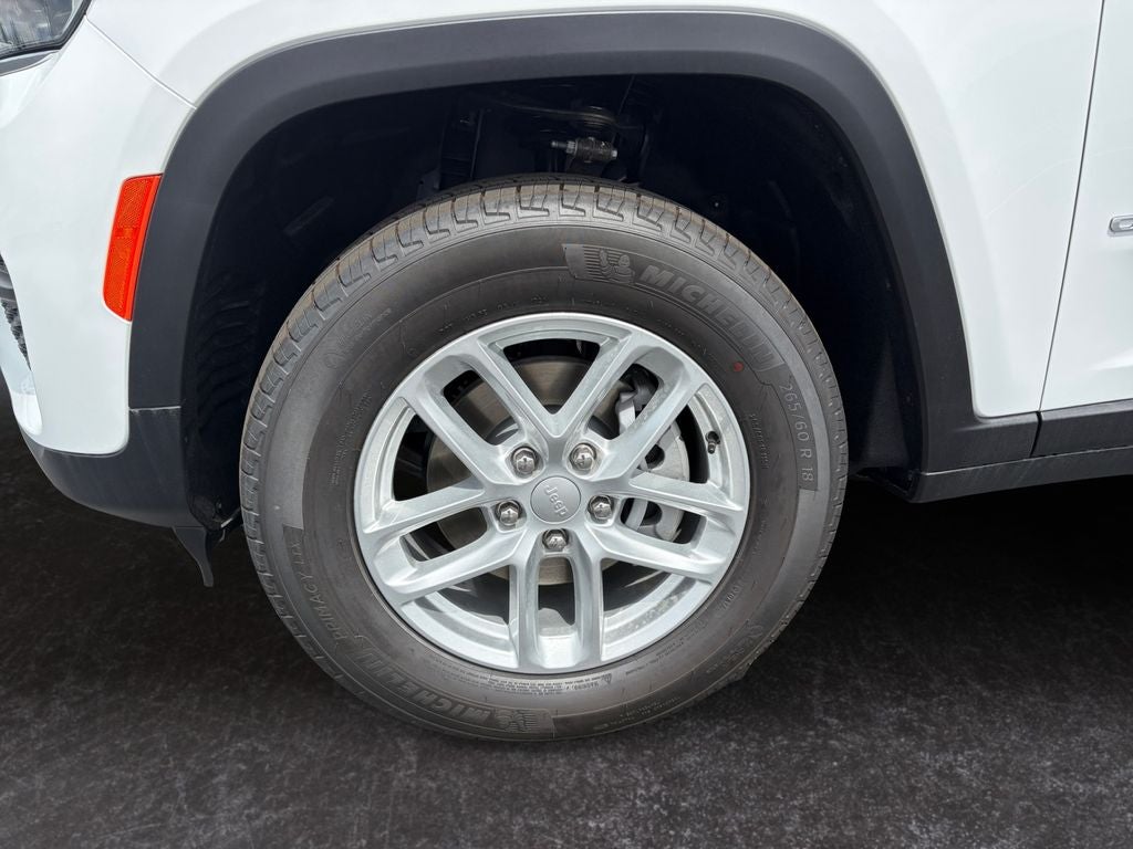 2026 Jeep Grand Cherokee GRAND CHEROKEE LAREDO X 4X4