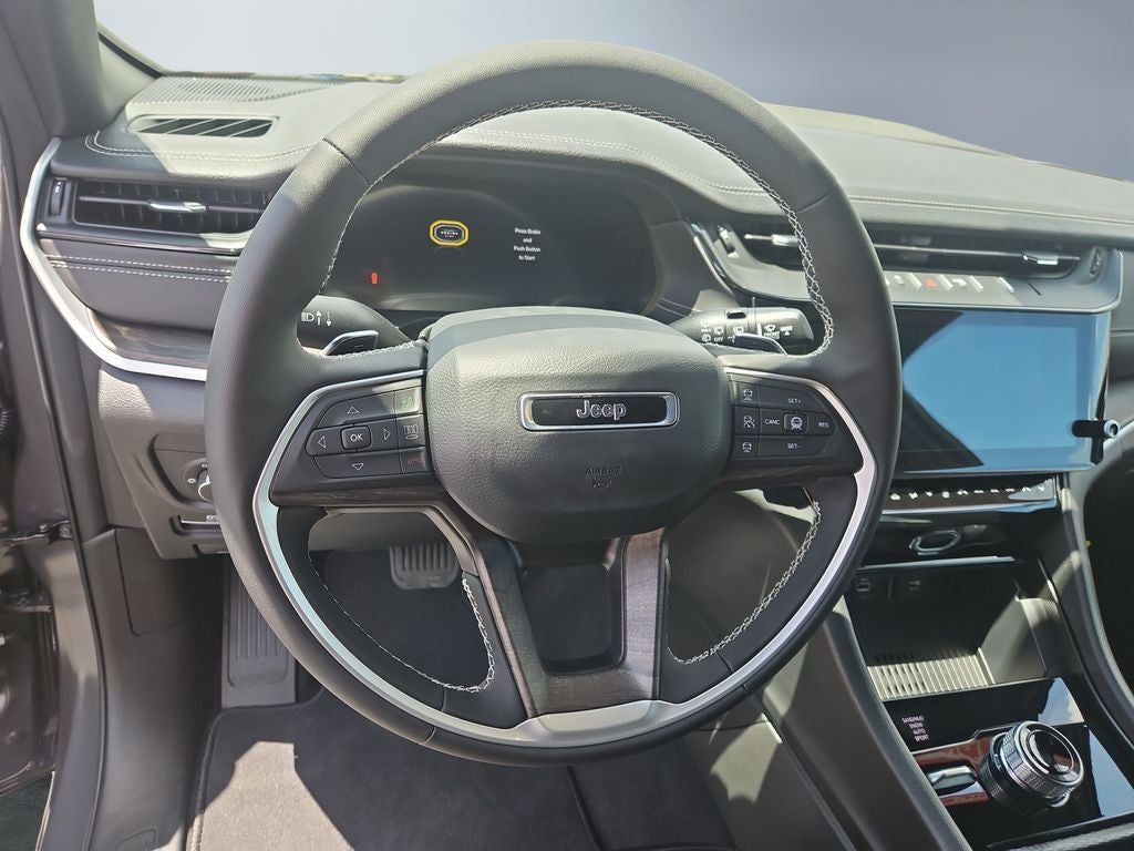 2026 Jeep Grand Cherokee GRAND CHEROKEE LAREDO ALTITUDE 4X4