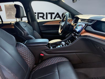 2025 Jeep Grand Cherokee Summit Reserve 4x4
