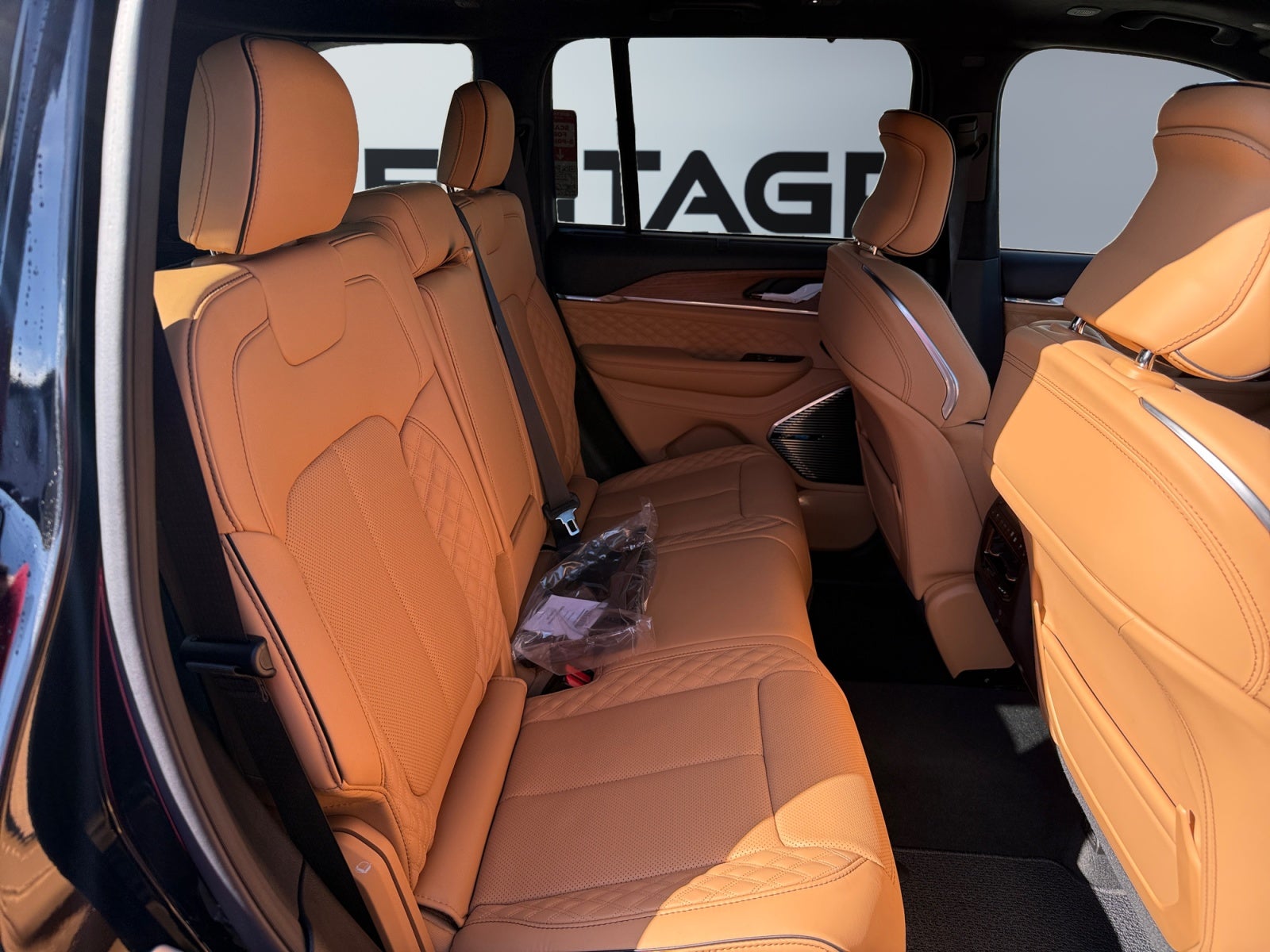 2027 Jeep Grand Cherokee Summit