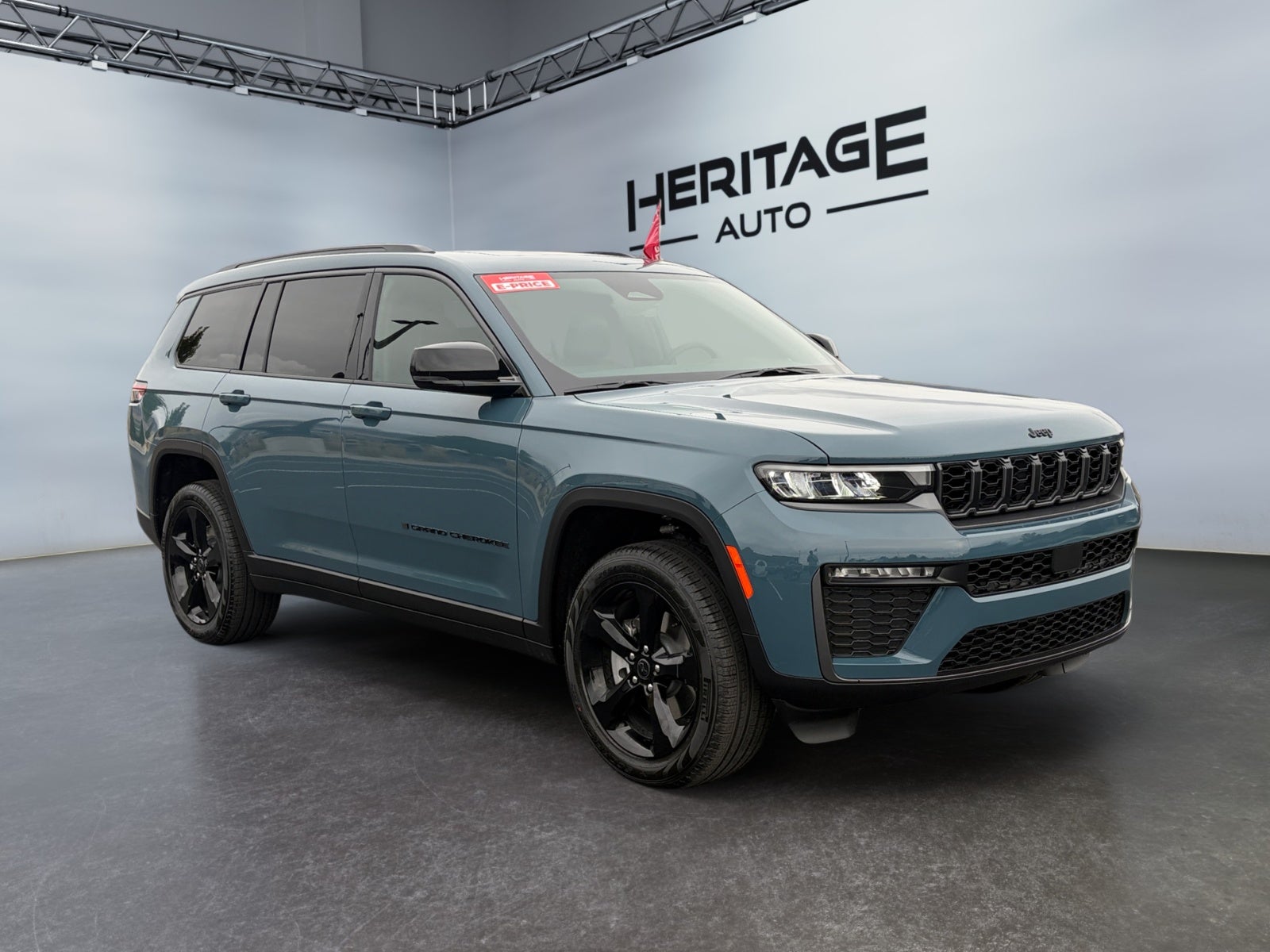 2027 Jeep Grand Cherokee GRAND CHEROKEE L LIMITED 4X4