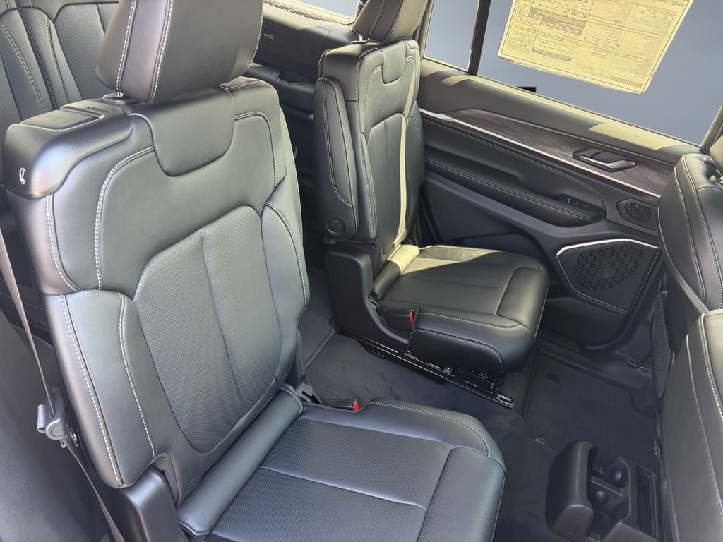 2026 Jeep Grand Cherokee GRAND CHEROKEE L LIMITED RESERVE 4X4