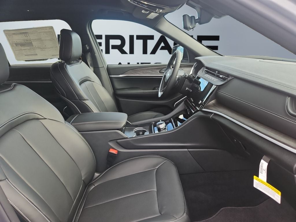 2026 Jeep Grand Cherokee GRAND CHEROKEE L LIMITED RESERVE 4X4