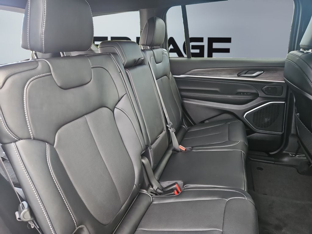 2026 Jeep Grand Cherokee GRAND CHEROKEE L LIMITED RESERVE 4X4