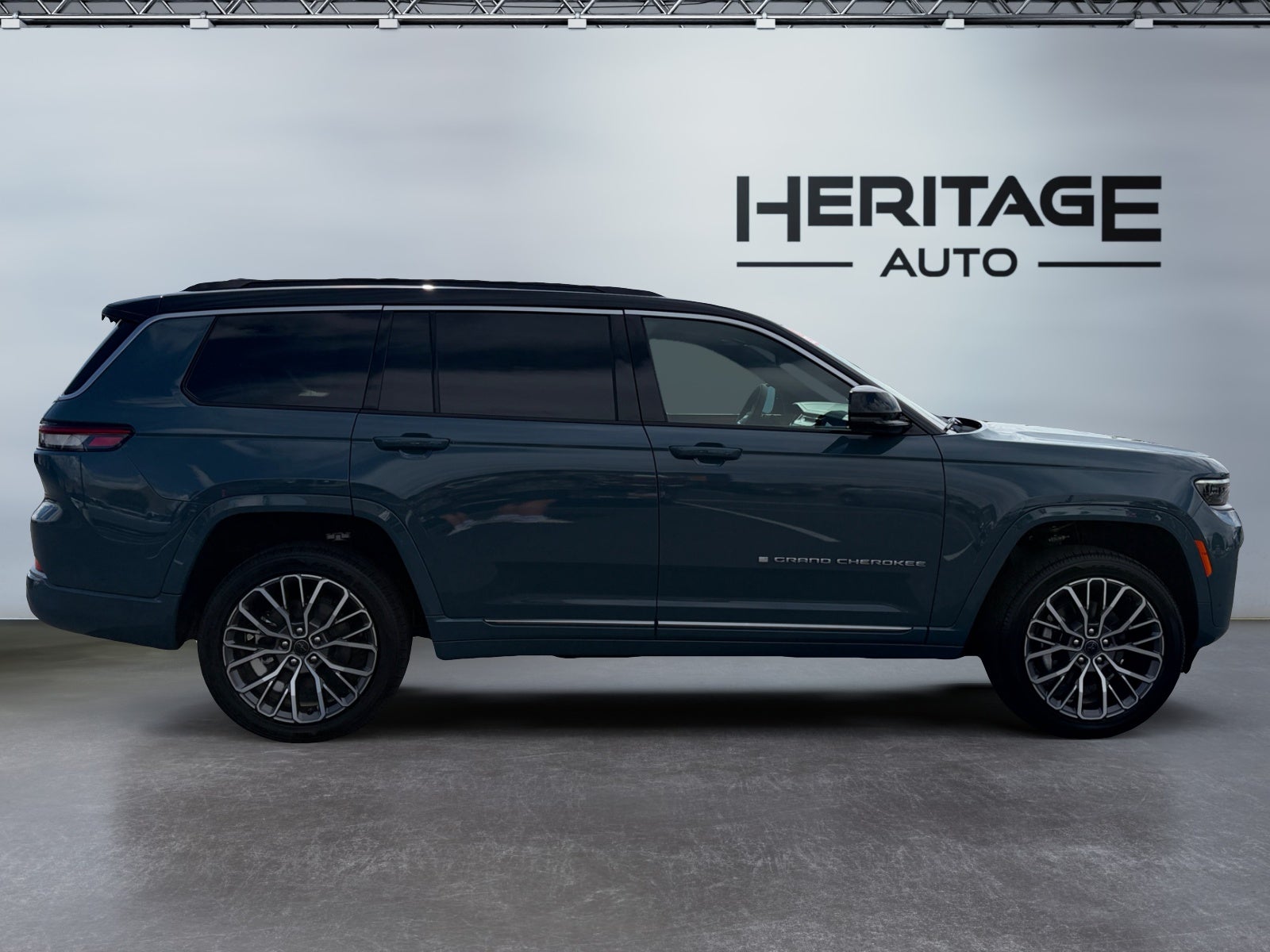2027 Jeep Grand Cherokee L Summit