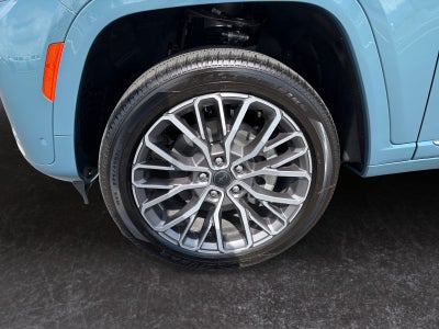 2027 Jeep Grand Cherokee L Summit