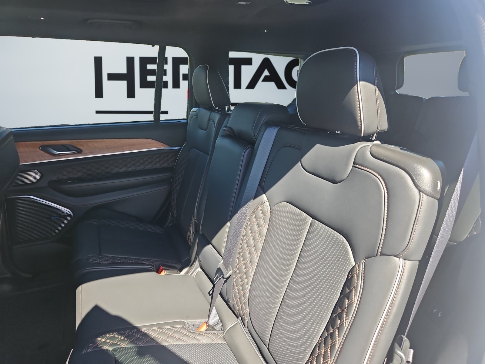 2027 Jeep Grand Cherokee GRAND CHEROKEE L SUMMIT 4X4