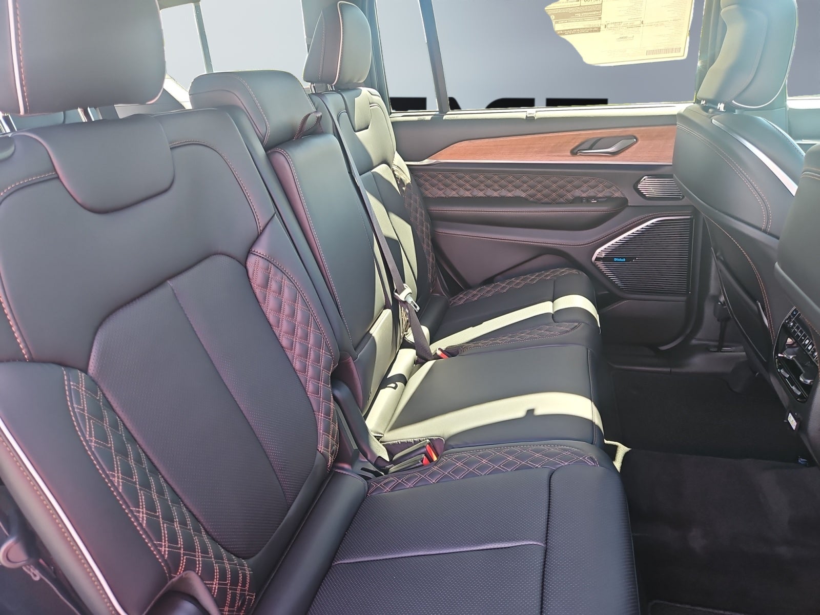 2027 Jeep Grand Cherokee GRAND CHEROKEE L SUMMIT 4X4