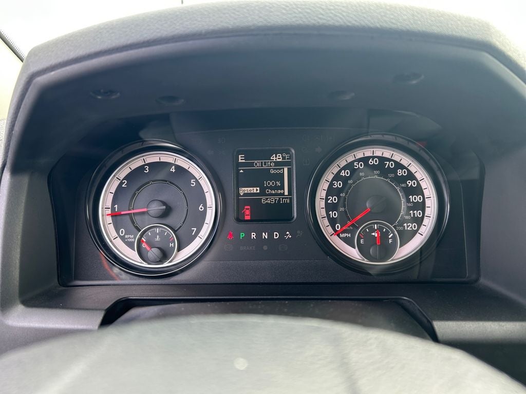 2017 RAM 1500 Express Crew Cab 4x4 5'7' Box