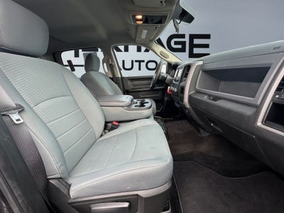 2017 RAM 1500 Express Crew Cab 4x4 5'7' Box