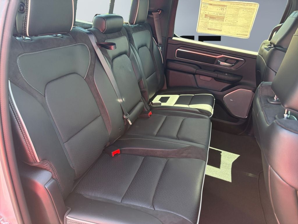 2026 RAM Ram 1500 RAM 1500 LARAMIE CREW CAB 4X4 6'4' BOX