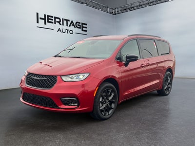 2026 Chrysler Pacifica PACIFICA SELECT AWD