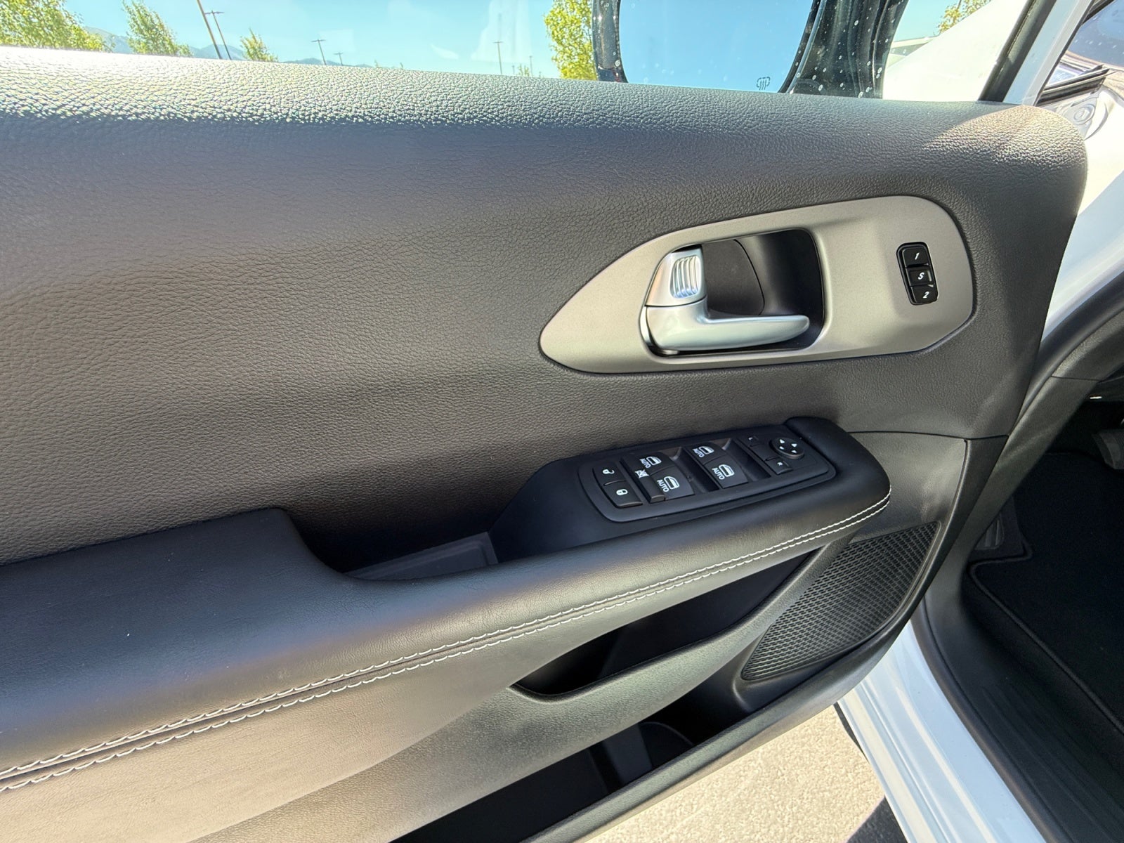 2027 Chrysler Pacifica PACIFICA SELECT AWD