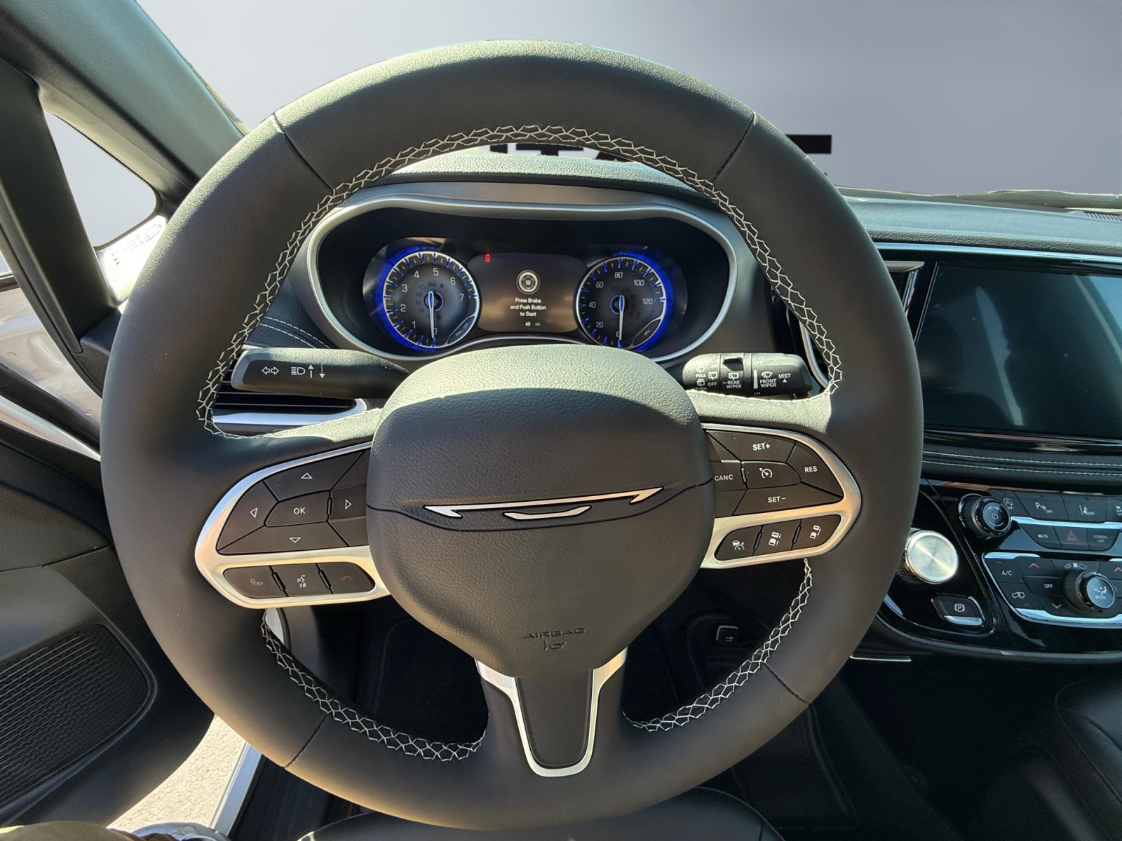2027 Chrysler Pacifica PACIFICA SELECT AWD