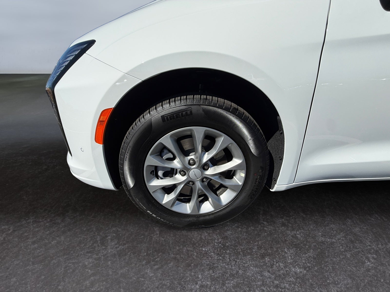 2027 Chrysler Pacifica PACIFICA SELECT AWD