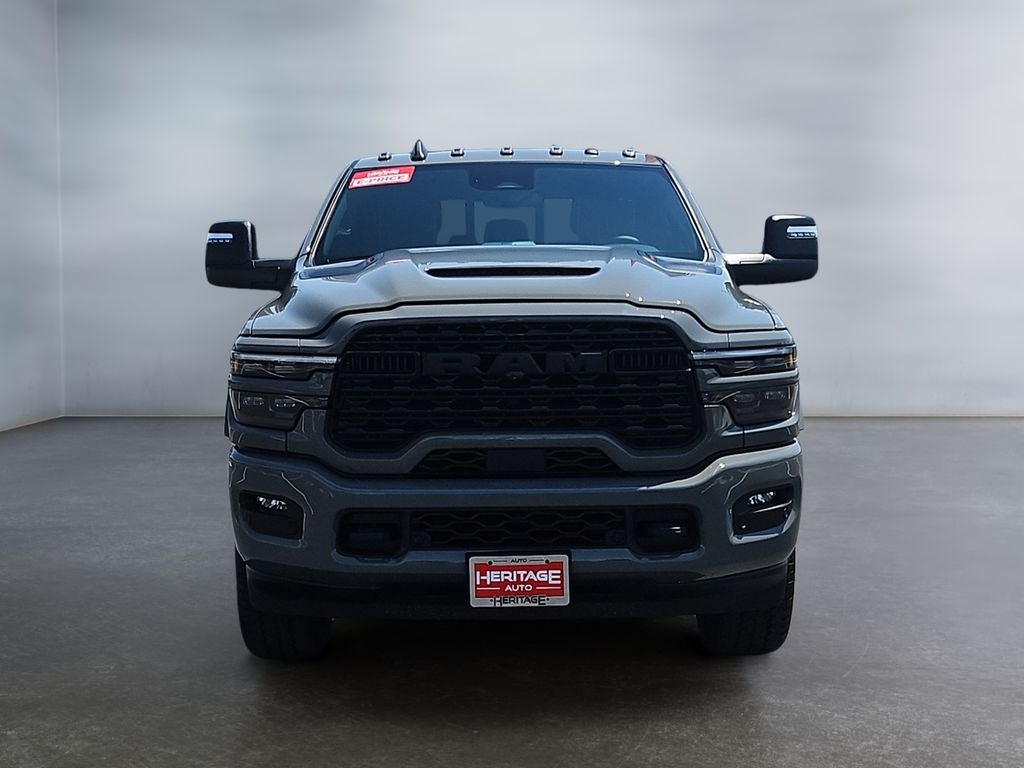 2026 RAM Ram 3500 RAM 3500 LIMITED MEGA CAB 4X4 6'4' BOX