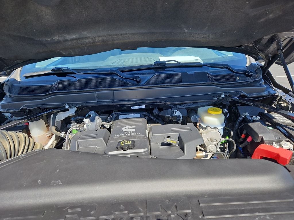 2021 RAM 2500 Tradesman Crew Cab 4x4 6'4' Box