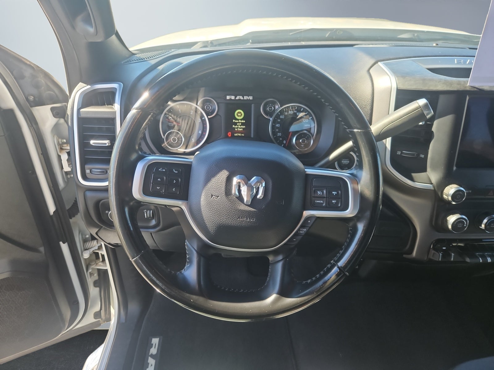2021 RAM 2500 Big Horn Crew Cab 4x4 6'4' Box