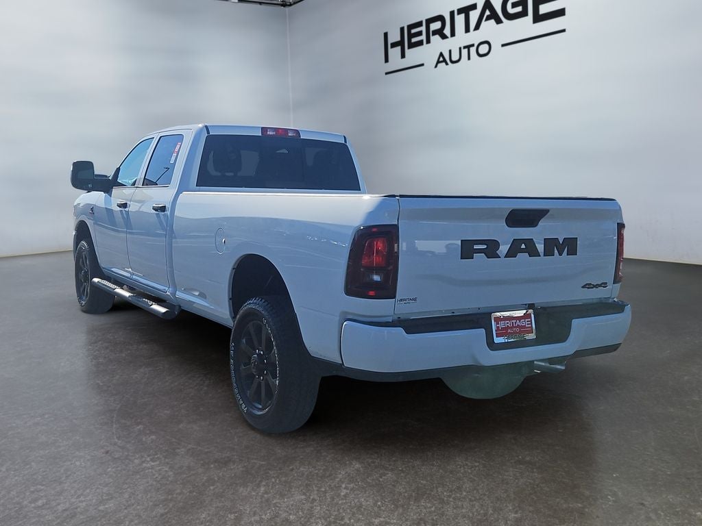 2026 RAM Ram 2500 RAM 2500 BLACK EXPRESS CREW CAB 4X4 8' BOX
