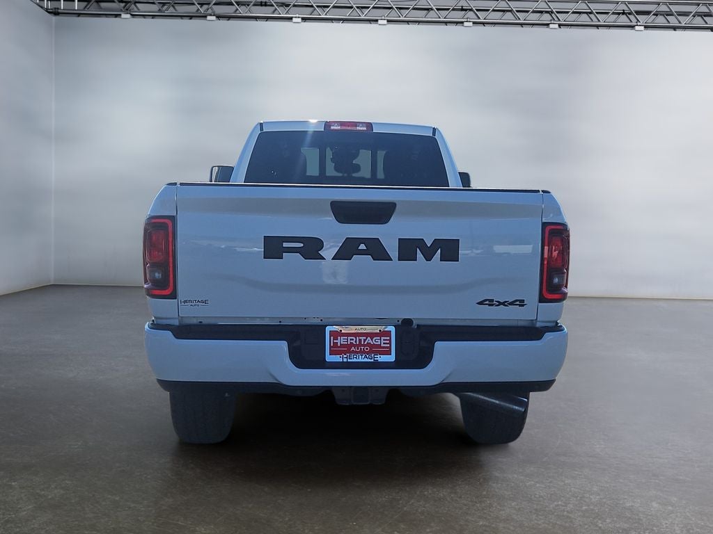 2026 RAM Ram 2500 RAM 2500 BLACK EXPRESS CREW CAB 4X4 8' BOX