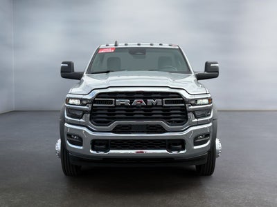 2026 RAM 5500 Chassis RAM 5500 TRADESMAN CHASSIS REGULAR CAB 4X4 120' CA