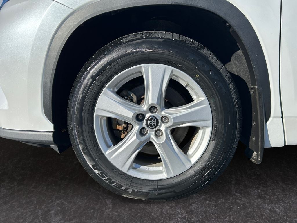 2023 Toyota Highlander Hybrid LE