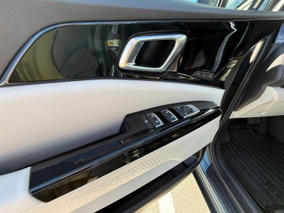 2024 Kia Carnival SX