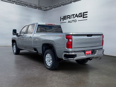 2025 Chevrolet Silverado LT